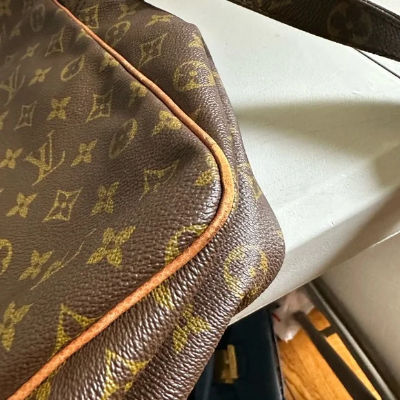 Authentic Louis Vuitton bag